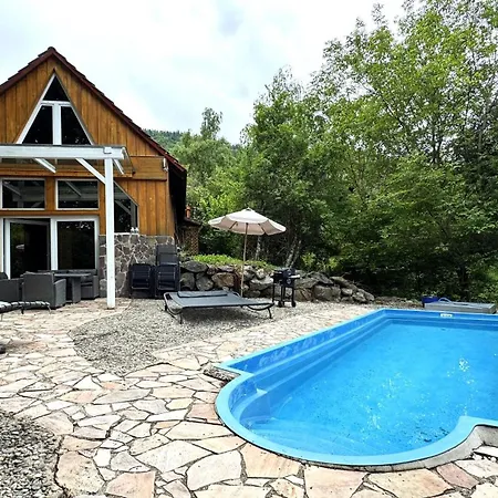 Chalet Stahl - Ferienhaus mit Pool-2